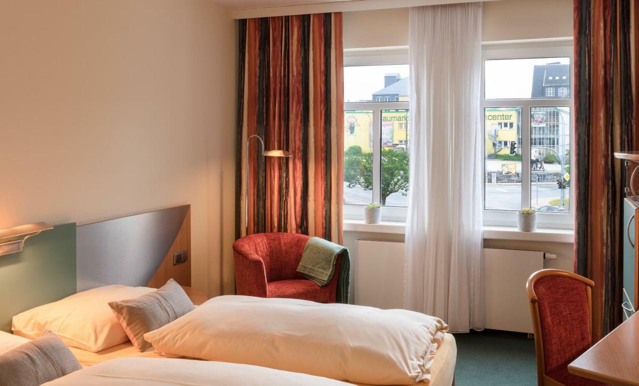 Hotel Neustaedter Hof Шварценберг Екстер'єр фото
